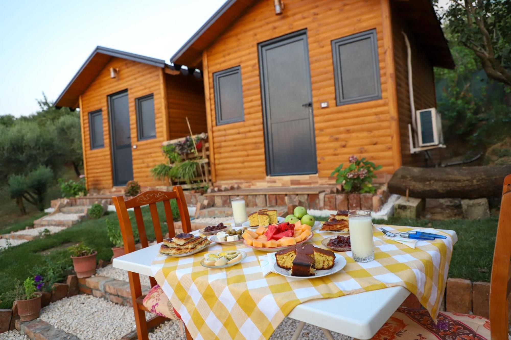 Bujtina Musta Guest House Berat Luaran gambar