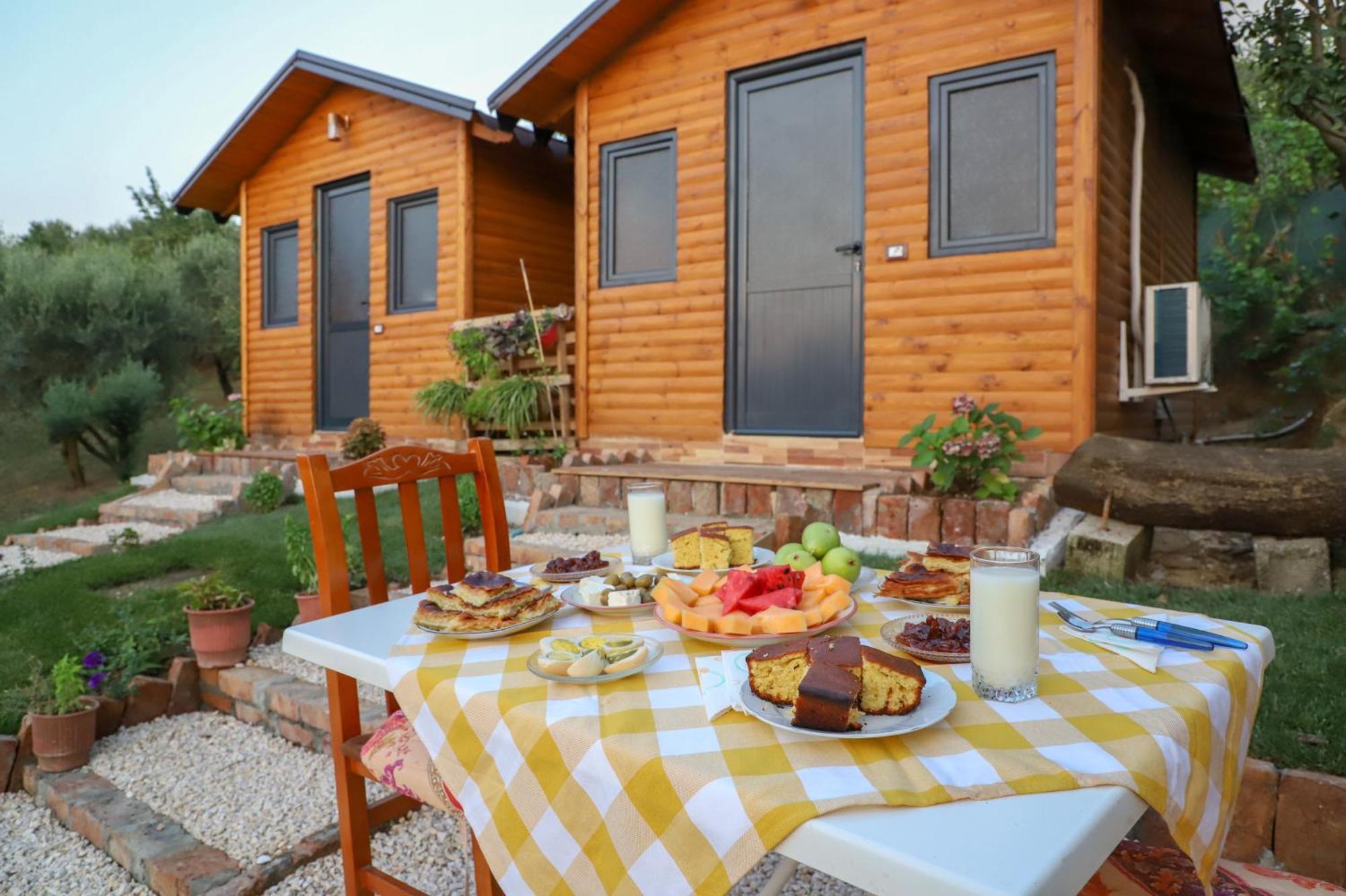 Bujtina Musta Guest House Berat Luaran gambar